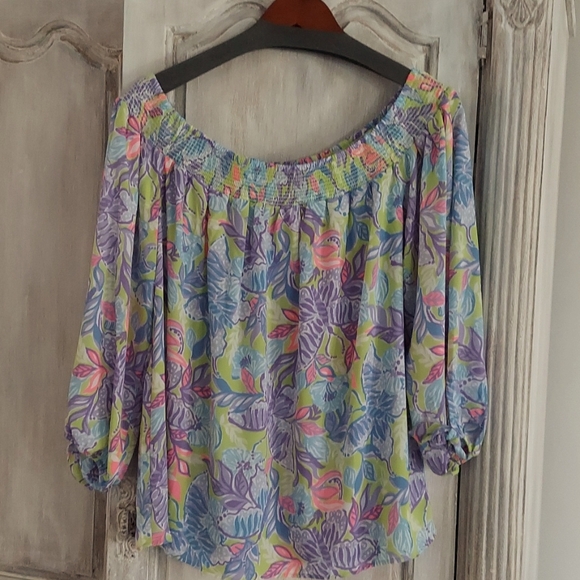 SUMMER SALE Nwot Lilly Pulitzer off shoulder top - Picture 1 of 7